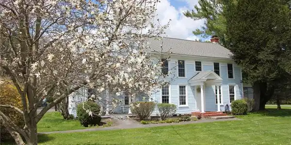 3121 Lake Moraine Road