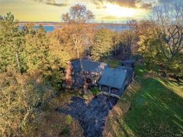 211 W Genesee Street