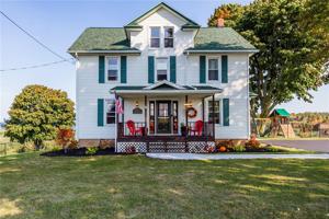 5287 Lake Road