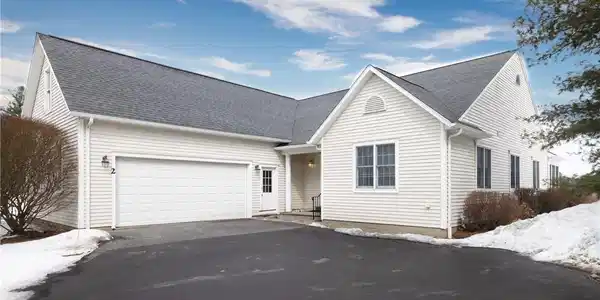 2 Wicklow Drive