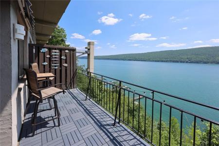2 Cliffside Drive