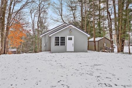 24 Beaver Lodge Road