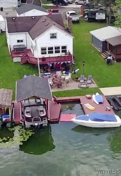 Image 4: View with summer patio in use