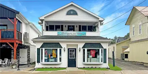 6 Main Street