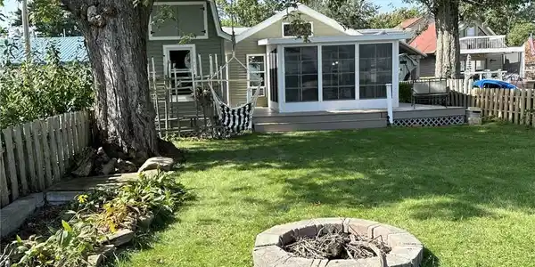 319.5 E Terrace Avenue