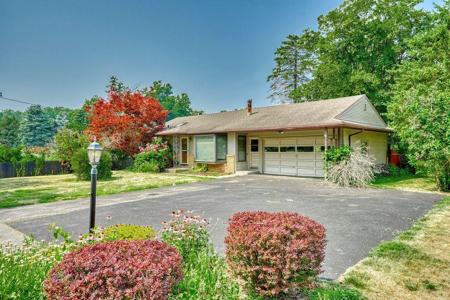 530 Lake Road