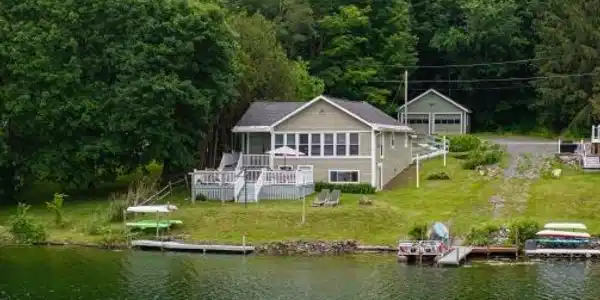 152 Frank Road