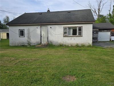 124 Seneca Avenue