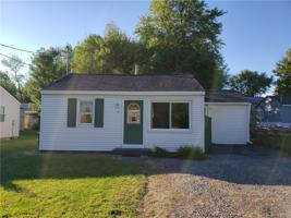 15 Hilton Road