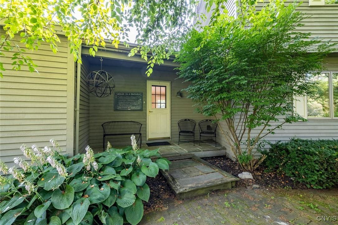 Image 3: Exterior Front