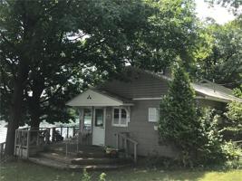 855 Farleys Point Rd.