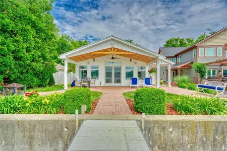 5050 E Lake Road