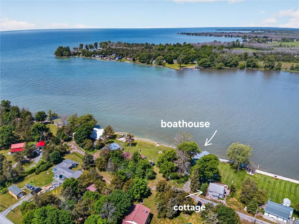 Image 2: This property is on a dead end road, even though i