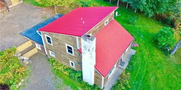 1216 Richard Road