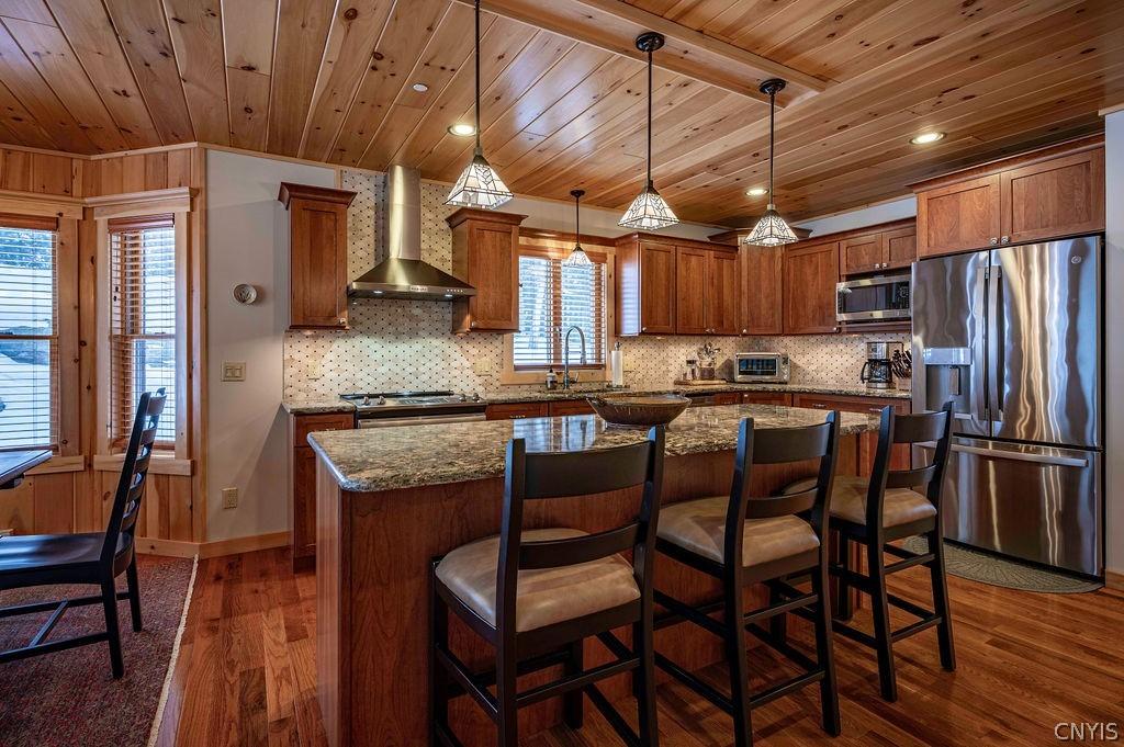 Image 4: Fully Equipped Kitchen