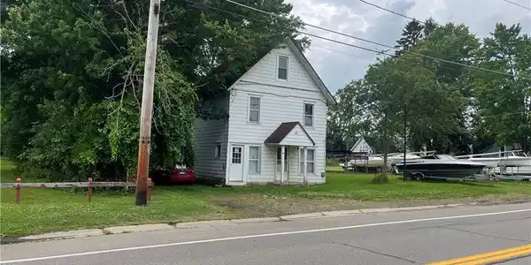 48 Boulevard Avenue