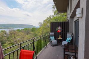 2 Cliffside Drive