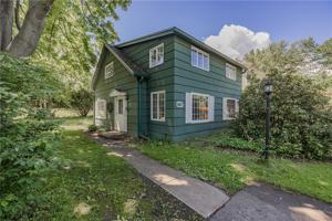 667 Forest Lawn Dr #PVT