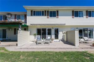 19 Holiday Harbour