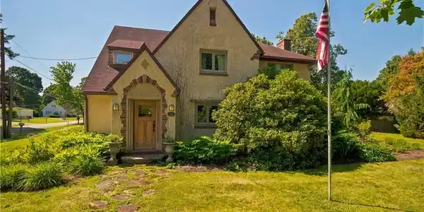 68 E Terrace Avenue