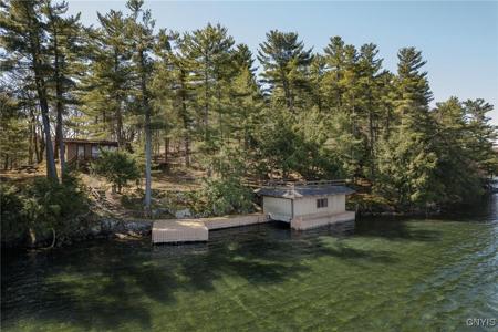 559 Indian Point Road