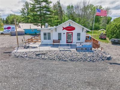 6972 Lakeshore Road