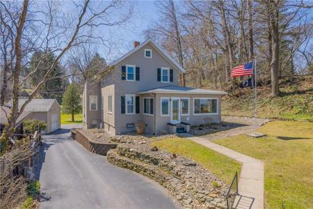 57 Lake Bluff Road