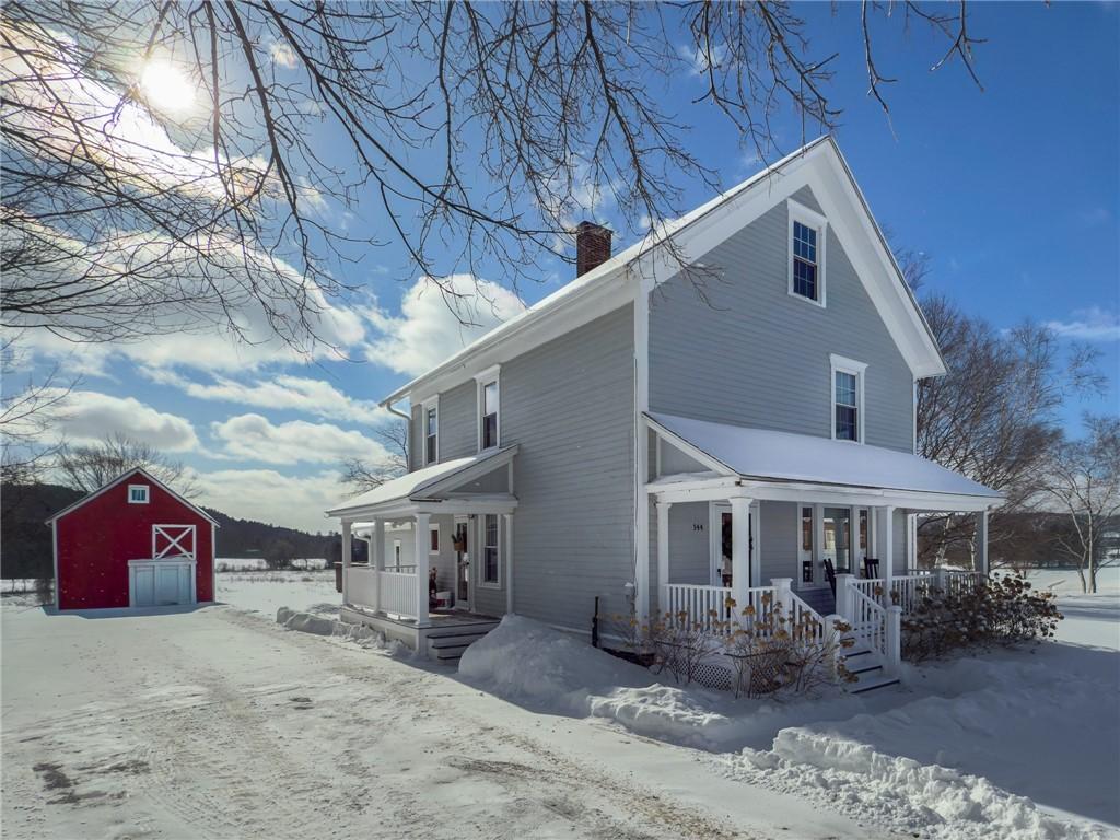 Image 3: Front Image, wonderful views from the yard.