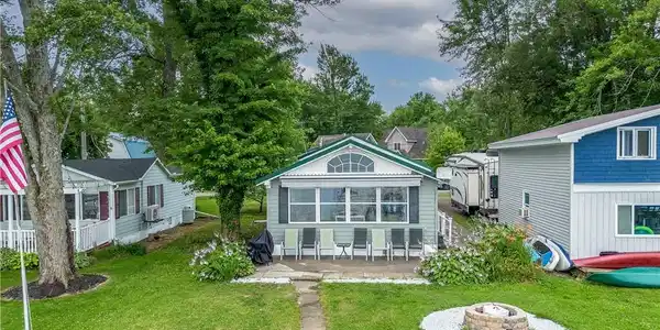 62 Loomis Bay Road