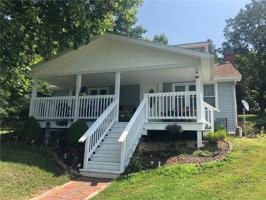 372 N Shore Rd