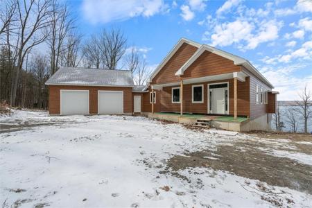 1158 Oberon Drive & 1097 Honoco Road