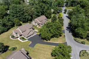 16 Willowbrook Drive