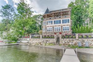 2893 W Lake Road