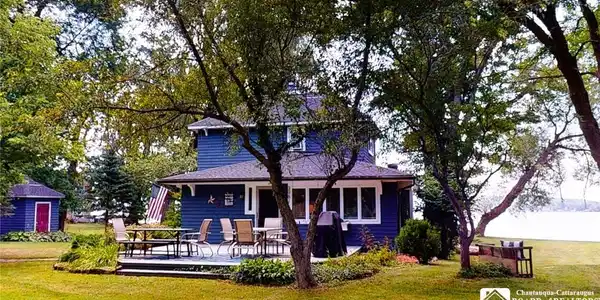 3981 Griffiths Bay Road