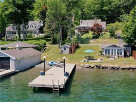 5886 Seneca Point Rd