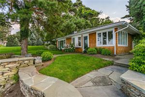 370 Rock Beach Road