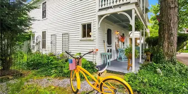 Image 2: This quaint and charming cottage has a unique and