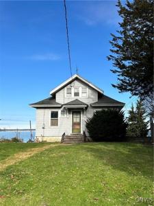 6599 Lakeshore Road