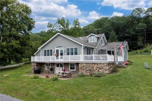830 E Lake Road