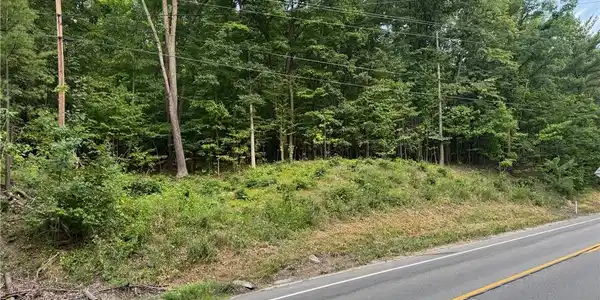 Image 3: Looking South