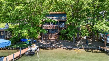 5156 W Bluff Drive