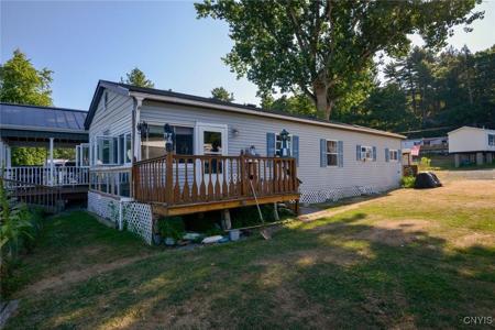 211 Dillon Point Road