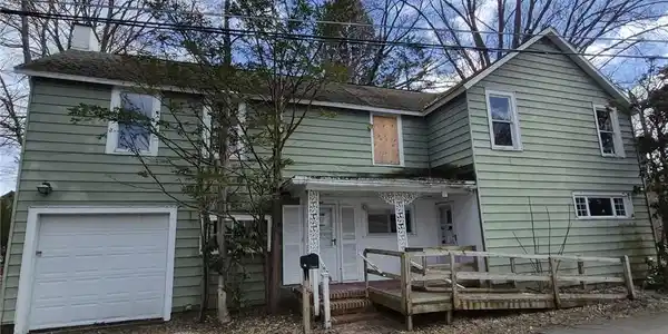 1 Packard Way