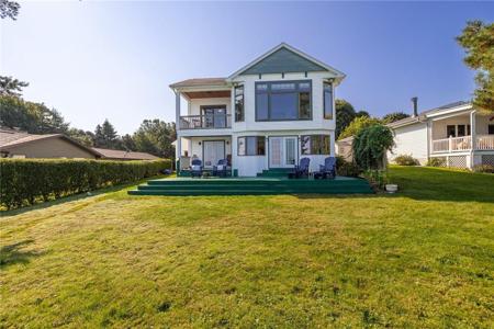 2229 Lake Road