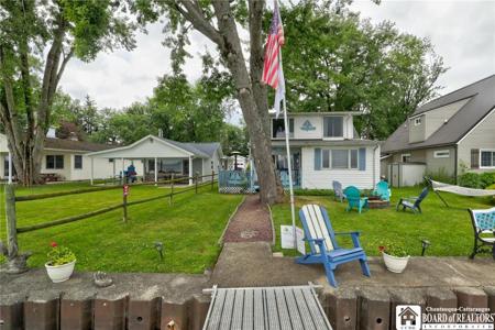 2372 Lakeside Drive