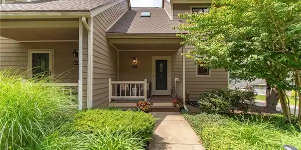 29 Elm Lane