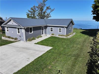 10693 Maple View Heights