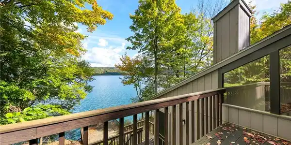 209 Hemlock Hollow
