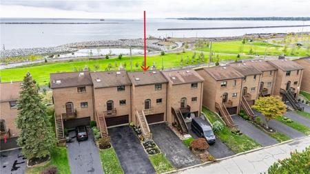 398 Lakefront Boulevard