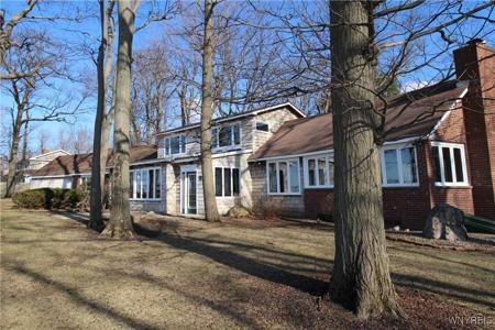 6634 Lake Shore Road